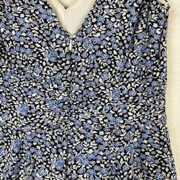 Francesca's Mi Ami Cameron Floral Romper Blue Sleeveless Back Zip Size XS - Picture 5 of 11